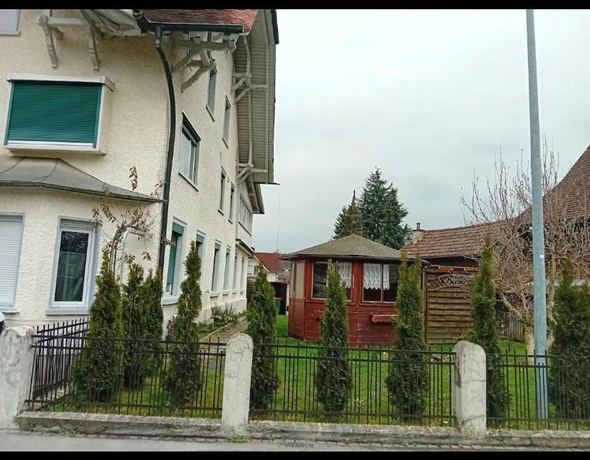 לוסטנאו Marija Apartment מראה חיצוני תמונה